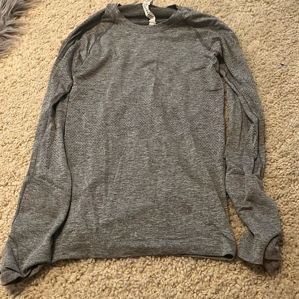 Lululemon swiftly tech long sleeve